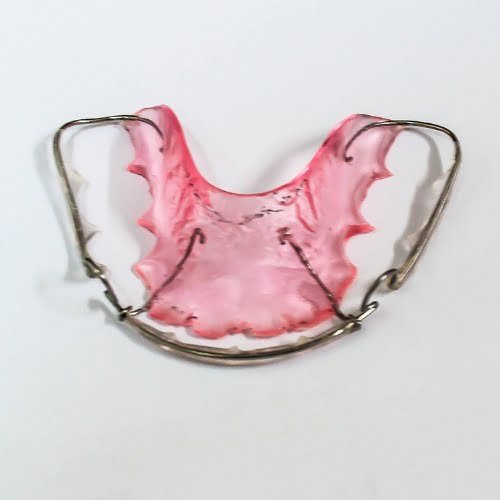 Orthodontic Retainers - Turabi Dentistry